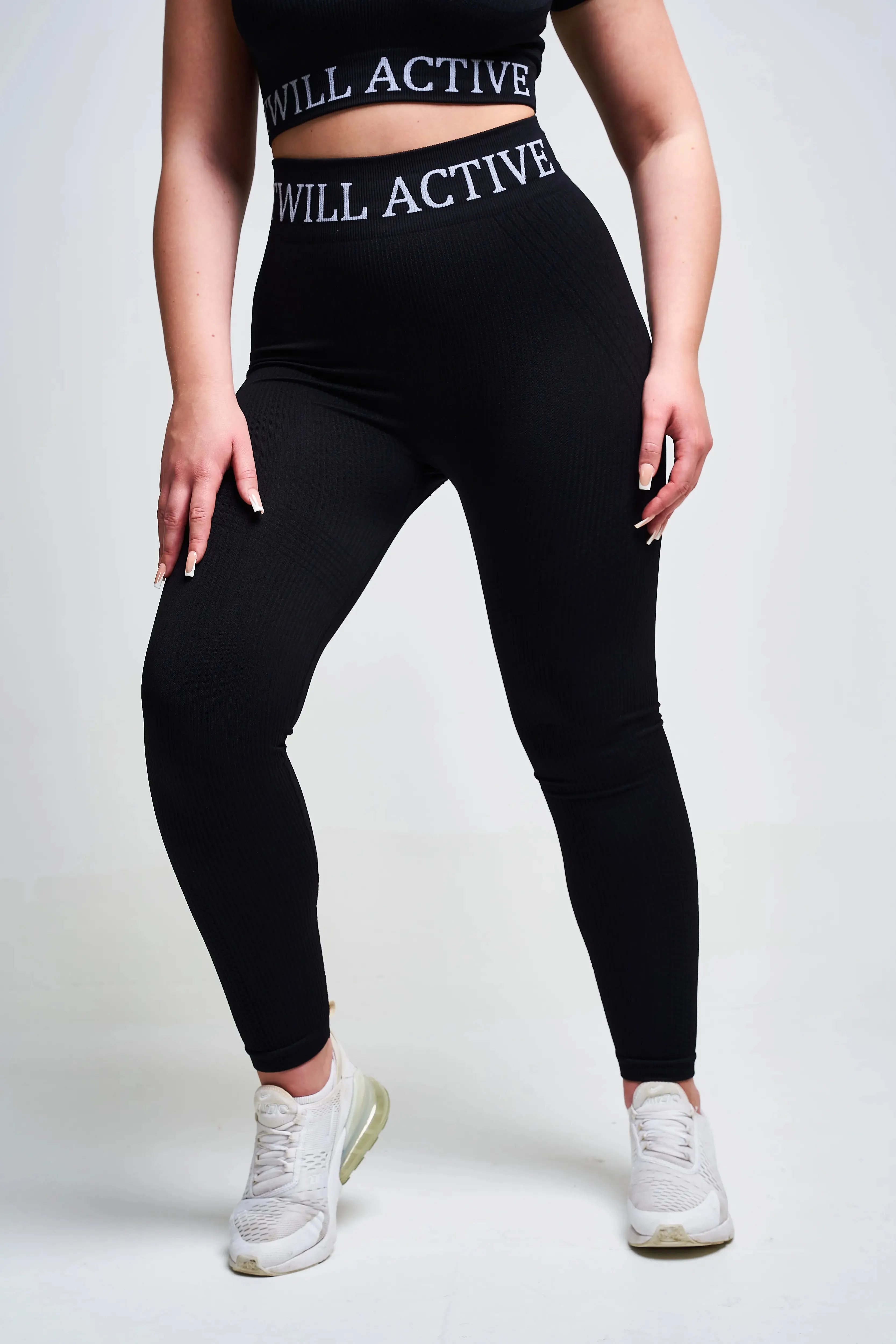 Avora Panel Recycled Seamless Legging – Black