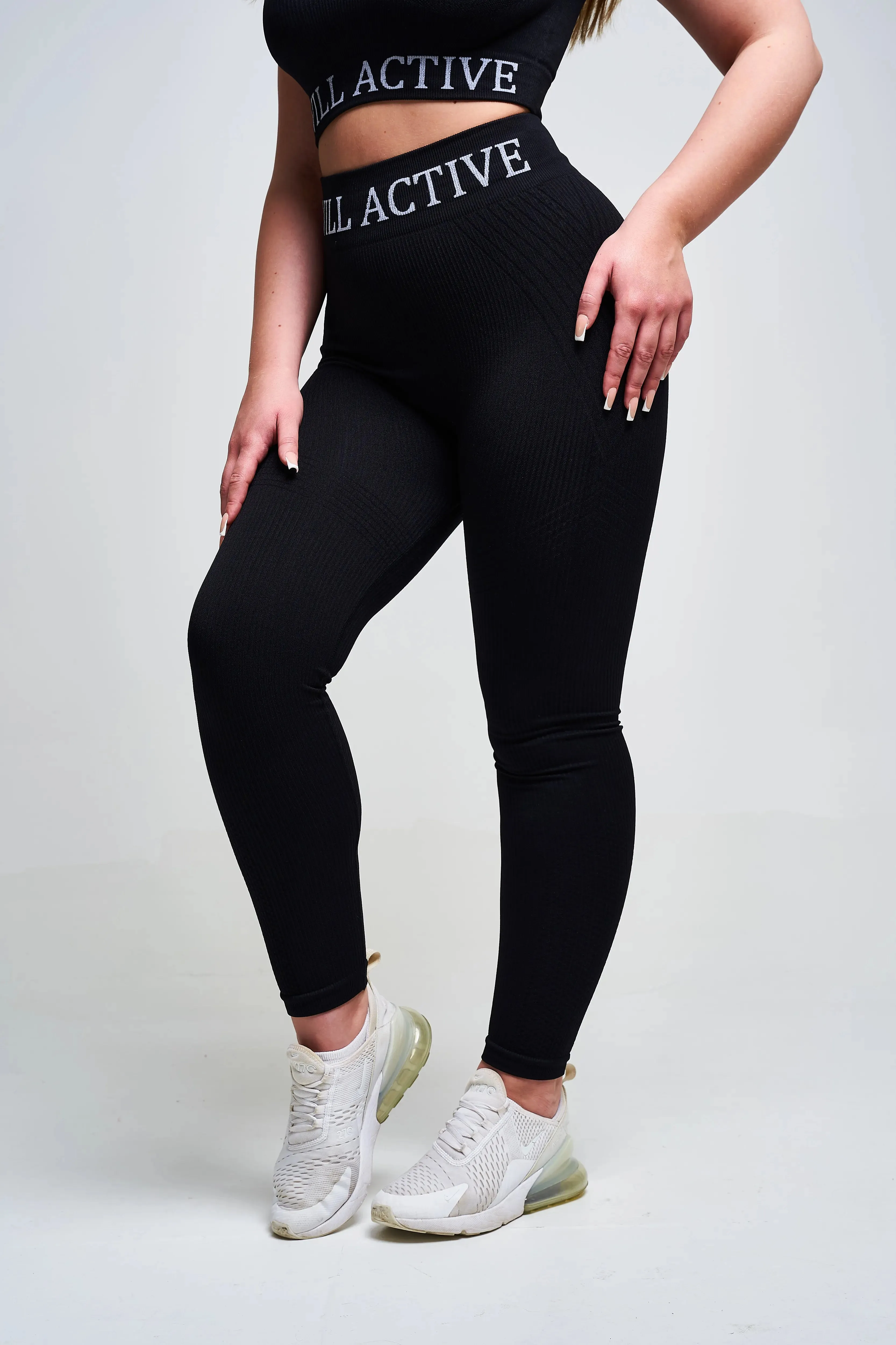 Avora Panel Recycled Seamless Legging – Black