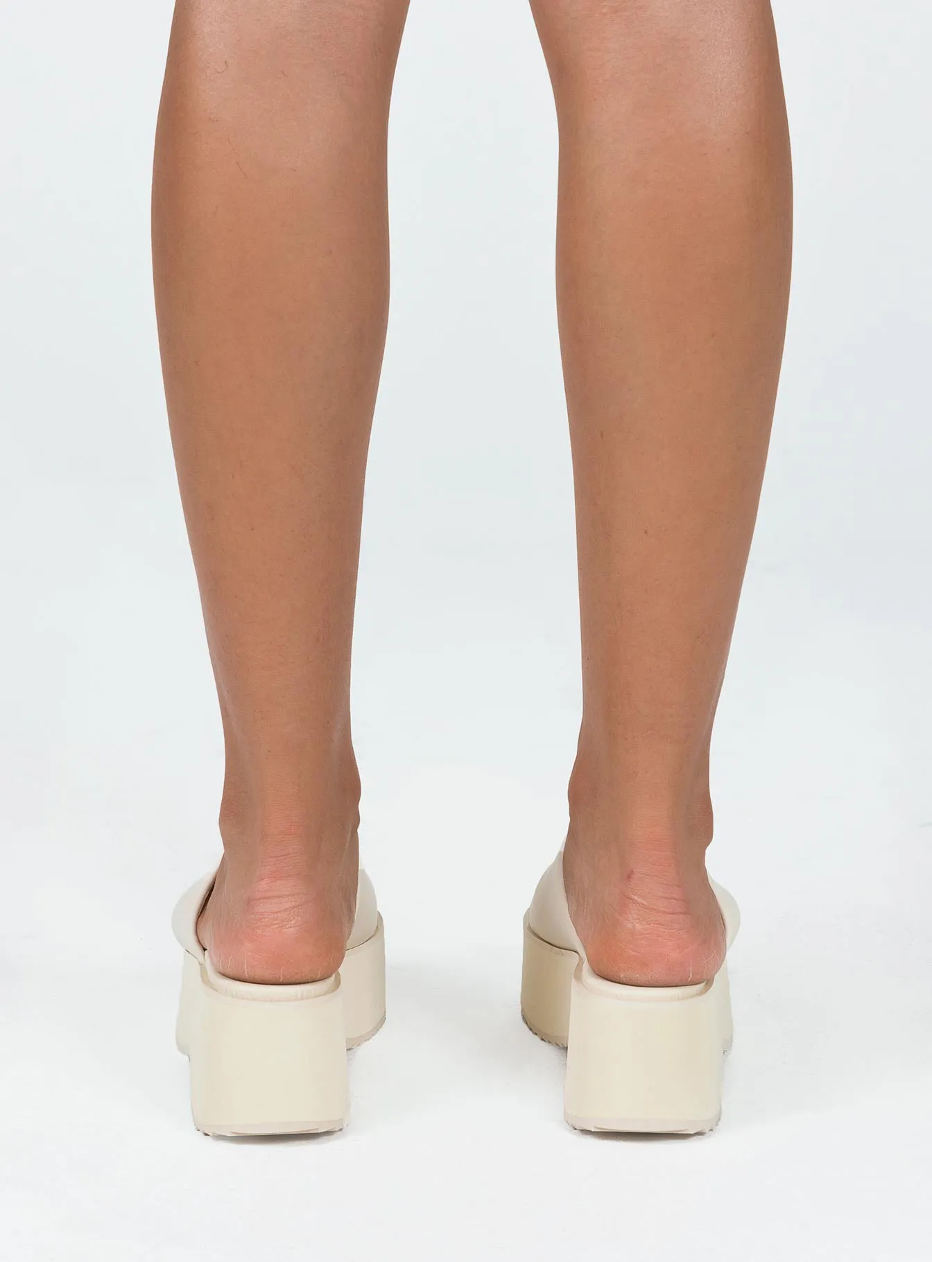 Barnes Platform Sandals Beige