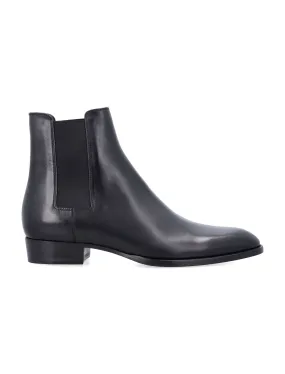 CHELSEA BOOTS