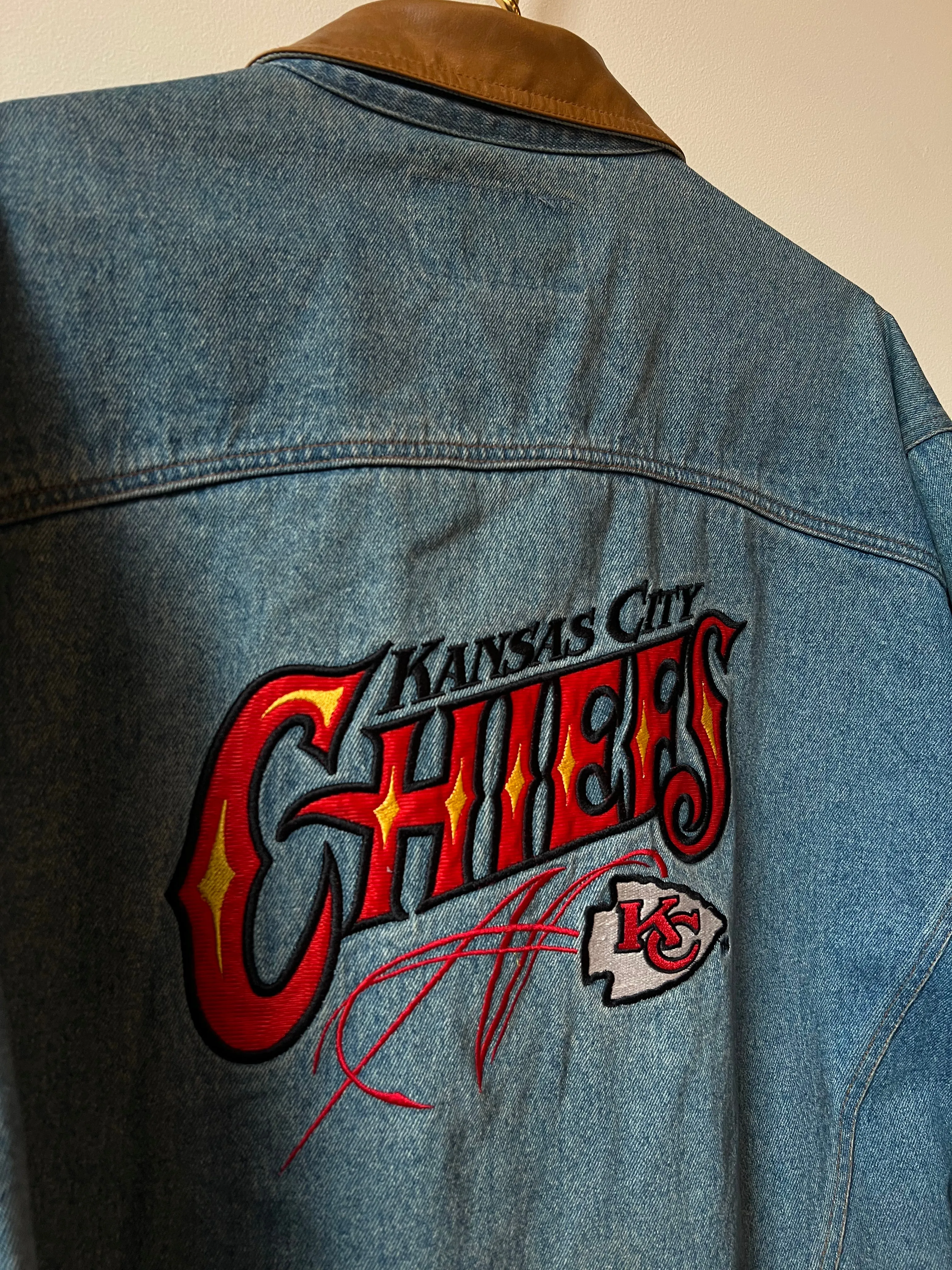 CHIEFS VINTAGE 90S JACKET