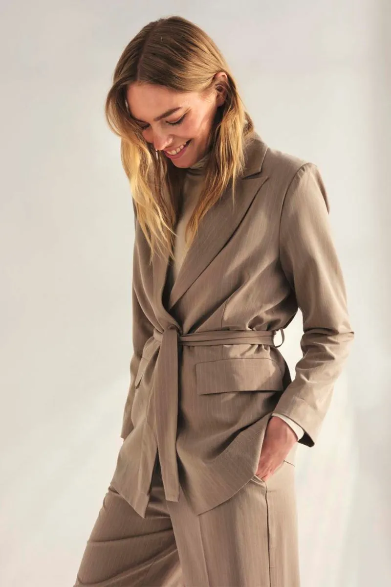 Kittay Jacket | Desert Taupe Melange | Blazer fra Freequent