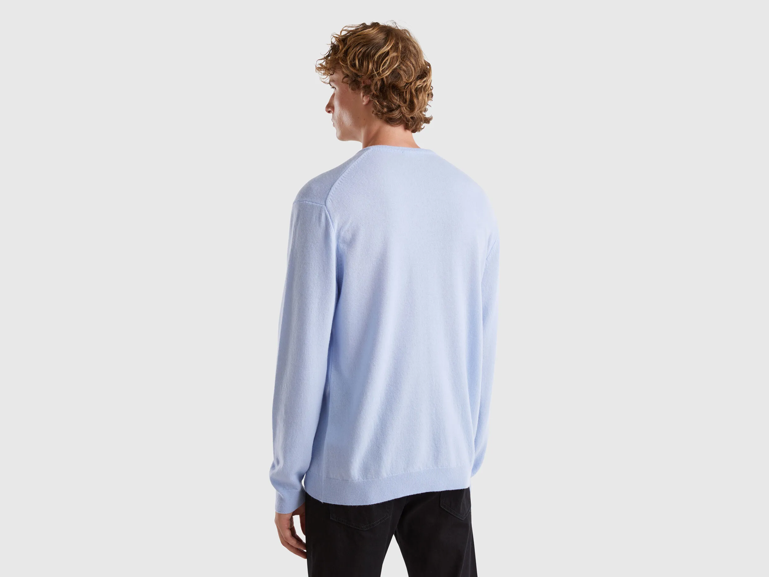 Ocean blue V-neck sweater pure Merino wool - Light Blue | Benetton