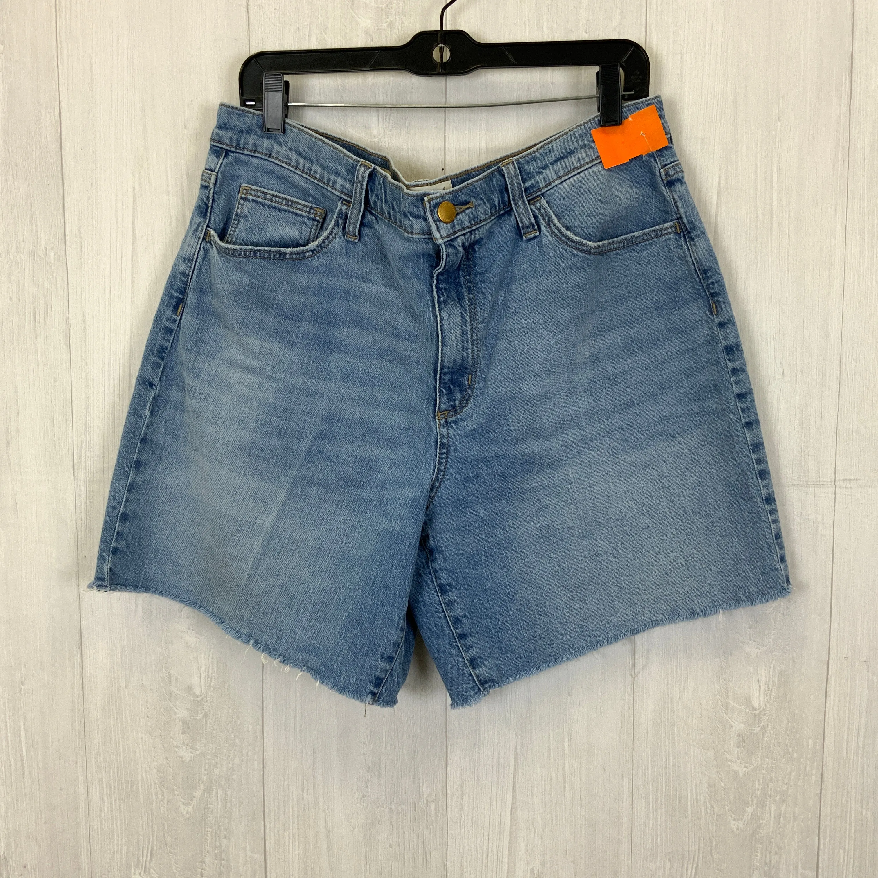 Shorts By Universal Thread  Size: 14