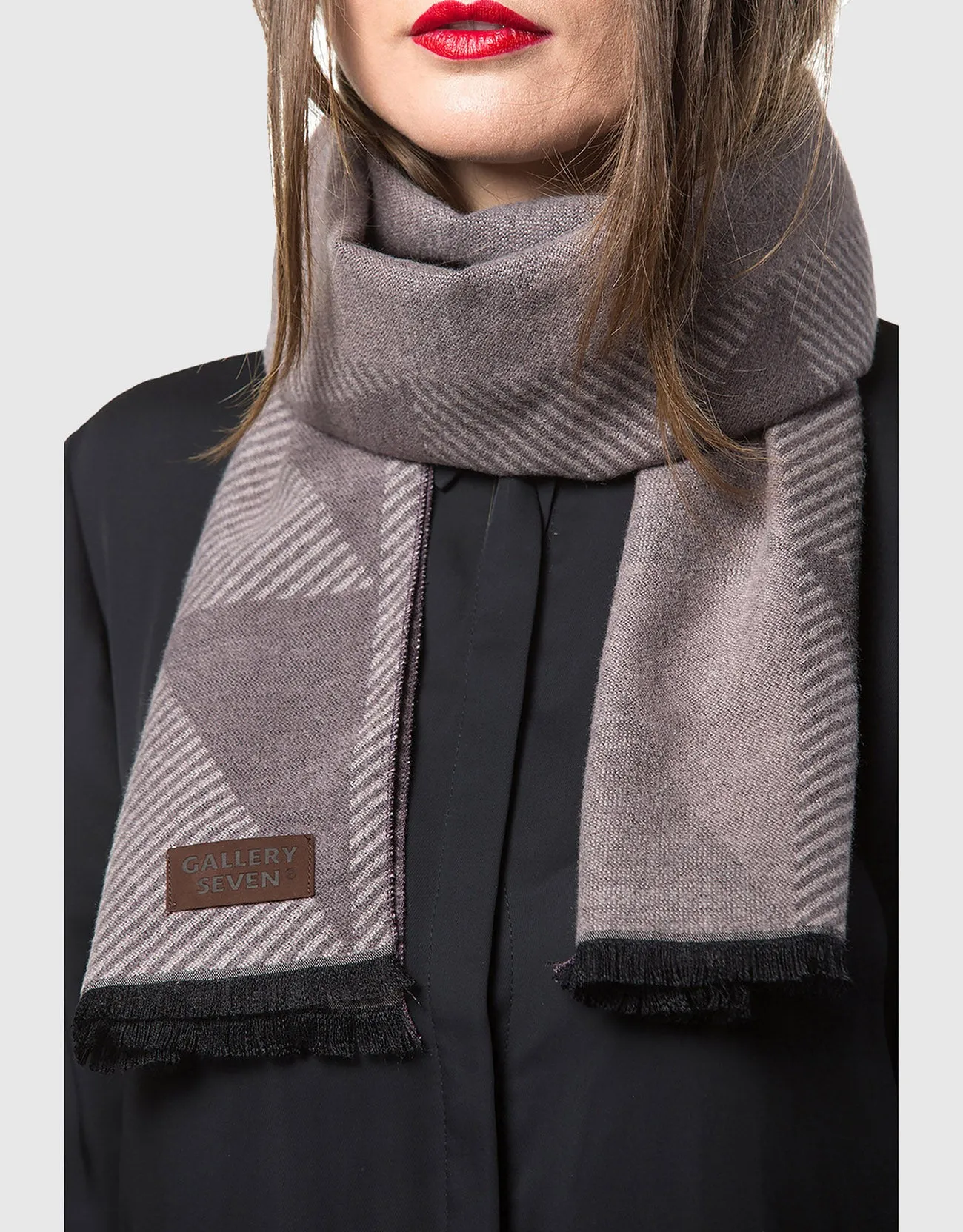 Women's Elegant Winter Scarf